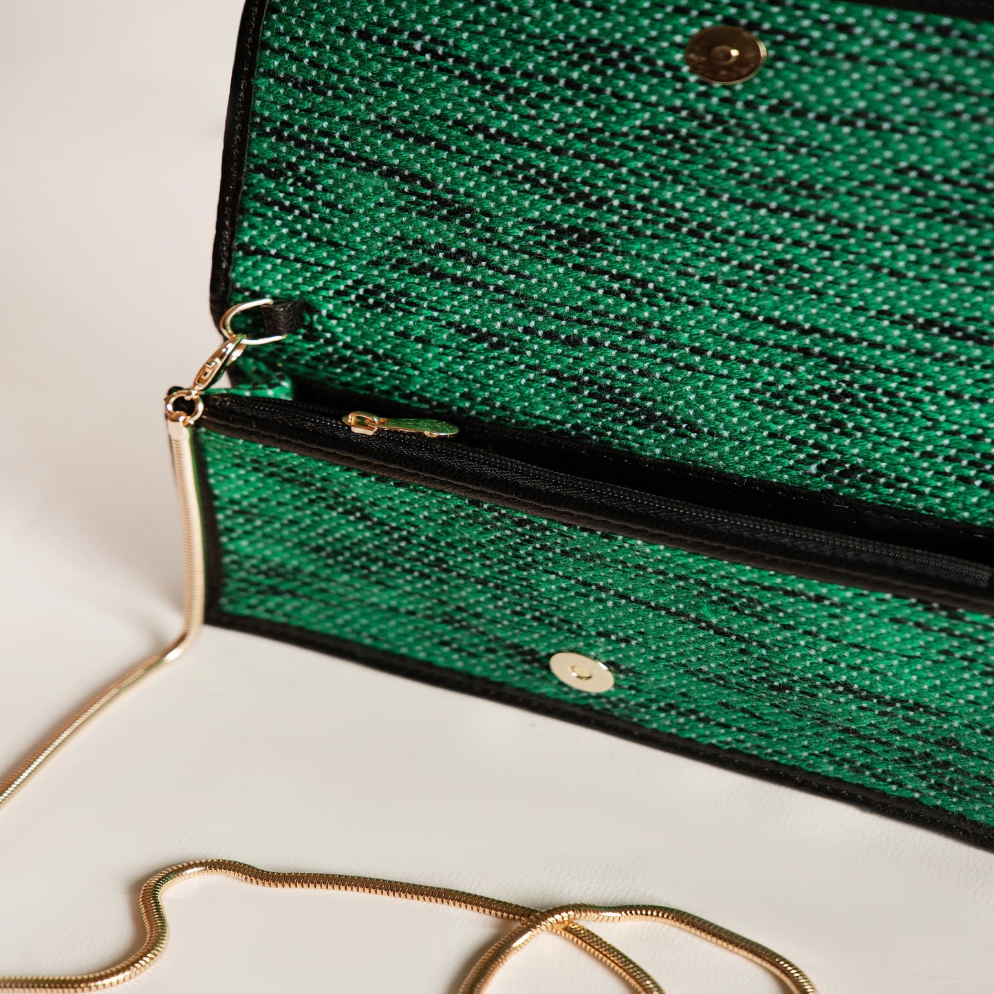Wallet-on-Chain Woven Ivy Mirage
