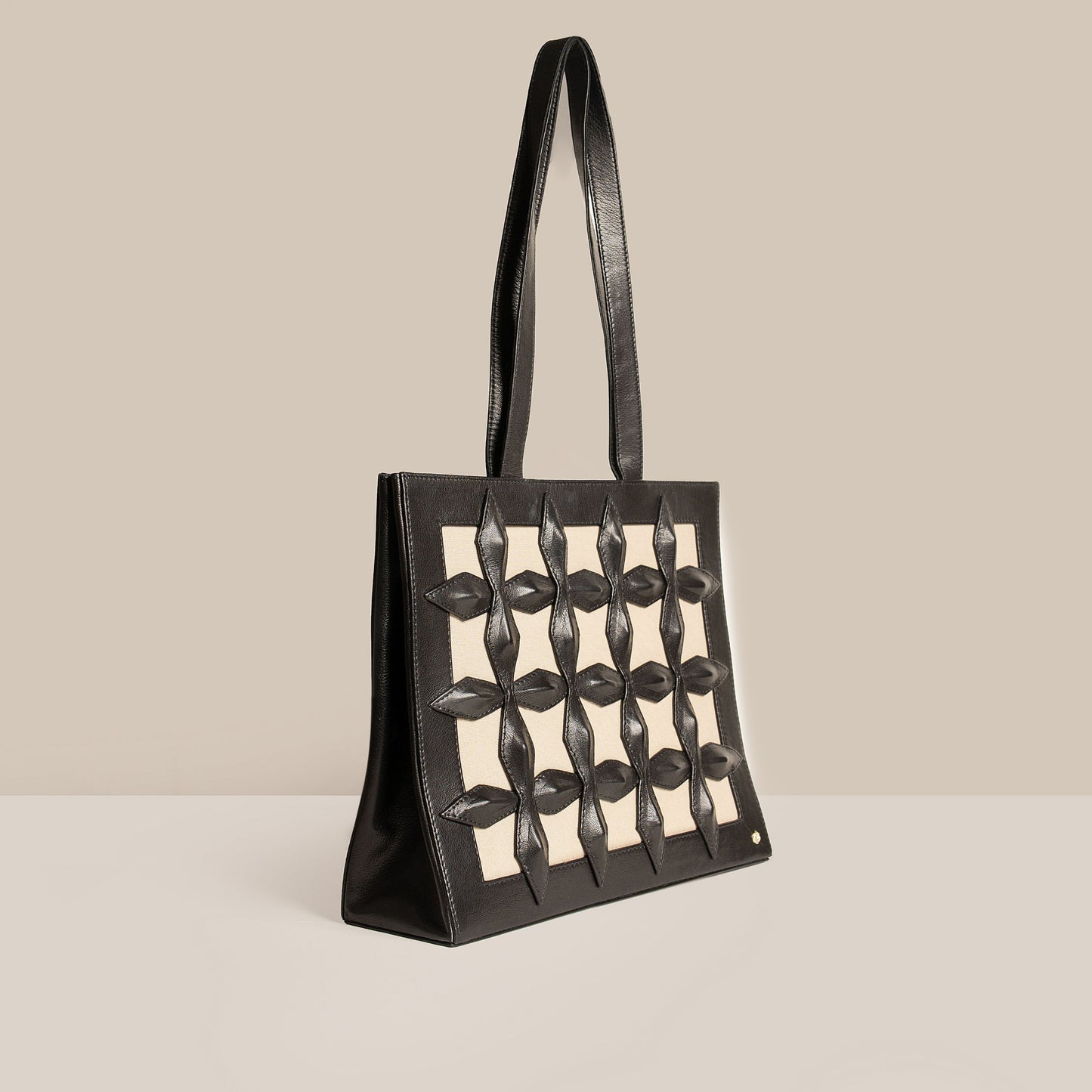 Fes Tote Black