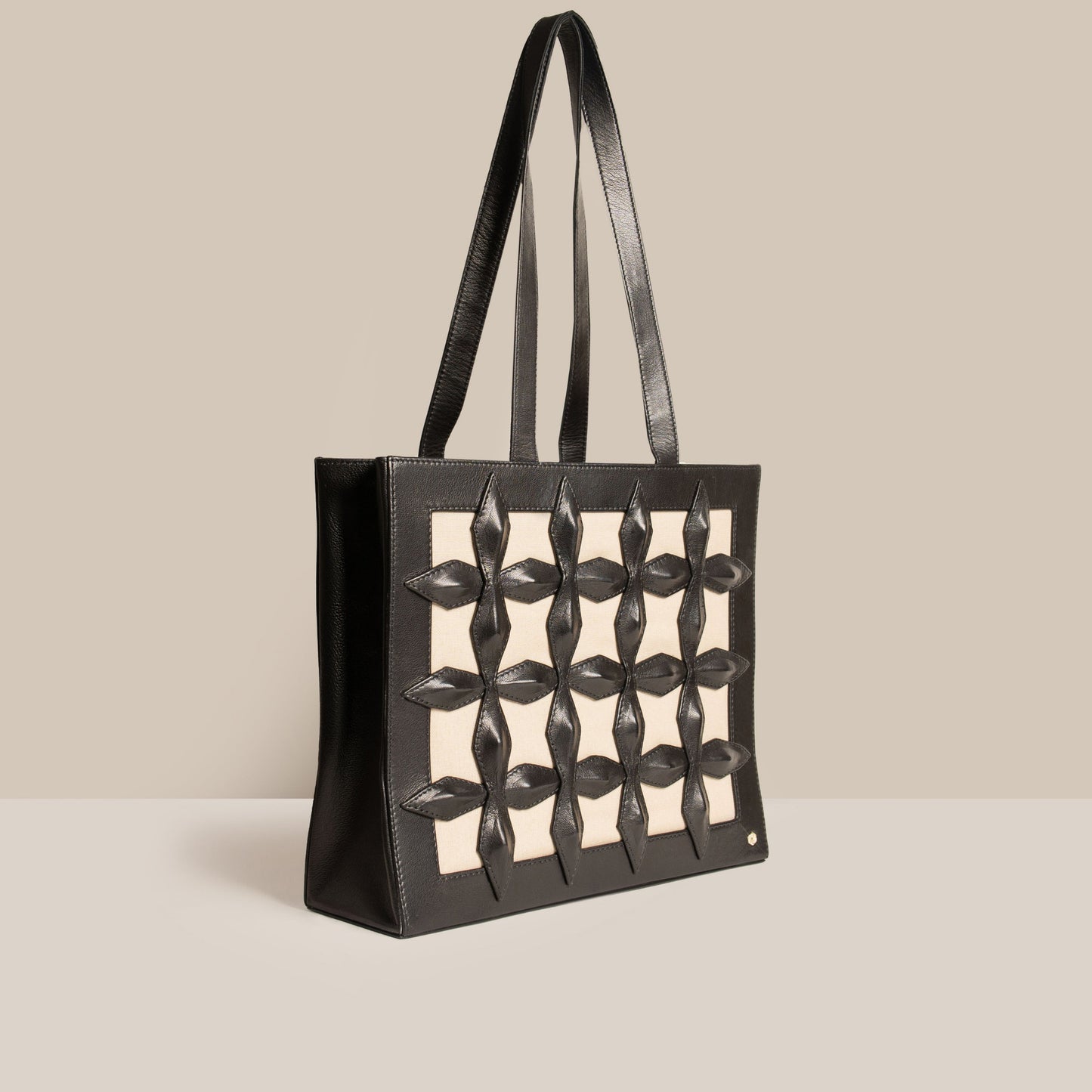 Fes Tote Black